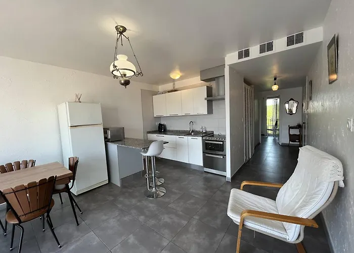 Apartmán Renove T3, 6 Couchages, Proche Et Commerces, Parking Securise, Animaux Acceptes - Fr-1-106-56 *