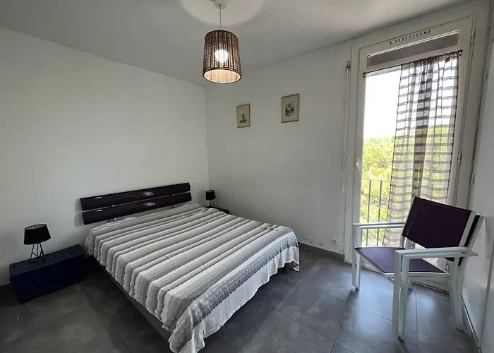 Apartmán Renove T3, 6 Couchages, Proche Et Commerces, Parking Securise, Animaux Acceptes - Fr-1-106-56 *