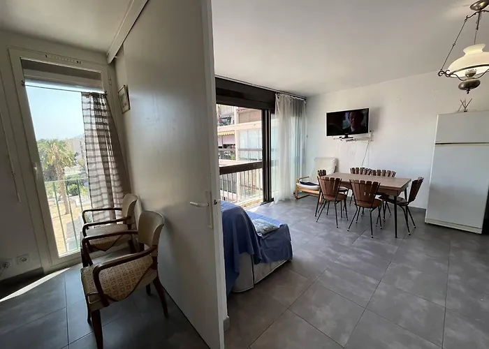 Apartmán Renove T3, 6 Couchages, Proche Et Commerces, Parking Securise, Animaux Acceptes - Fr-1-106-56